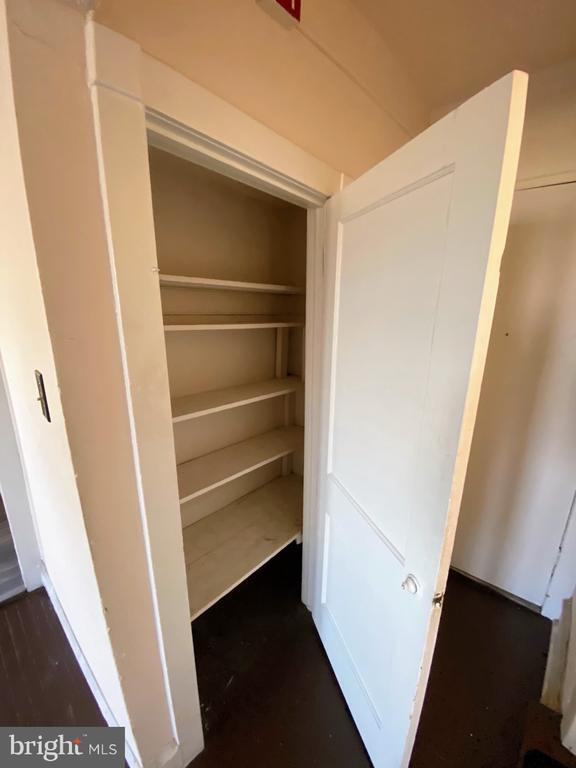 Building Photo - 5111 E Roosevelt Blvd