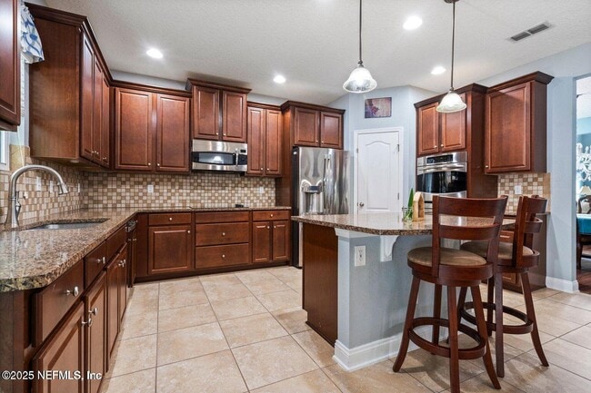 Building Photo - 11725 Paddock Gates Dr