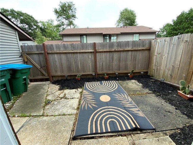 Building Photo - 2753 Whitewater Ct