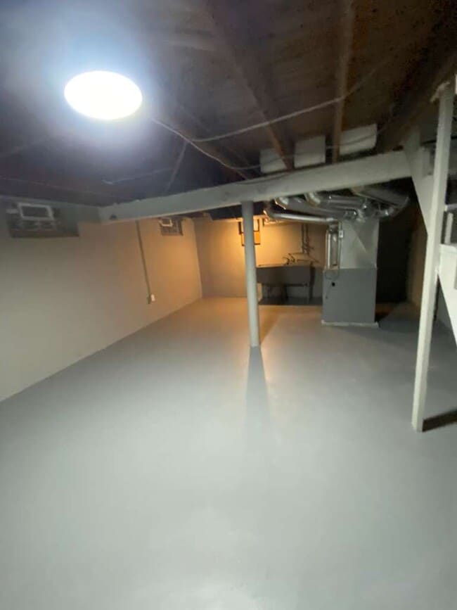 Building Photo - 1523 Babbitt Rd