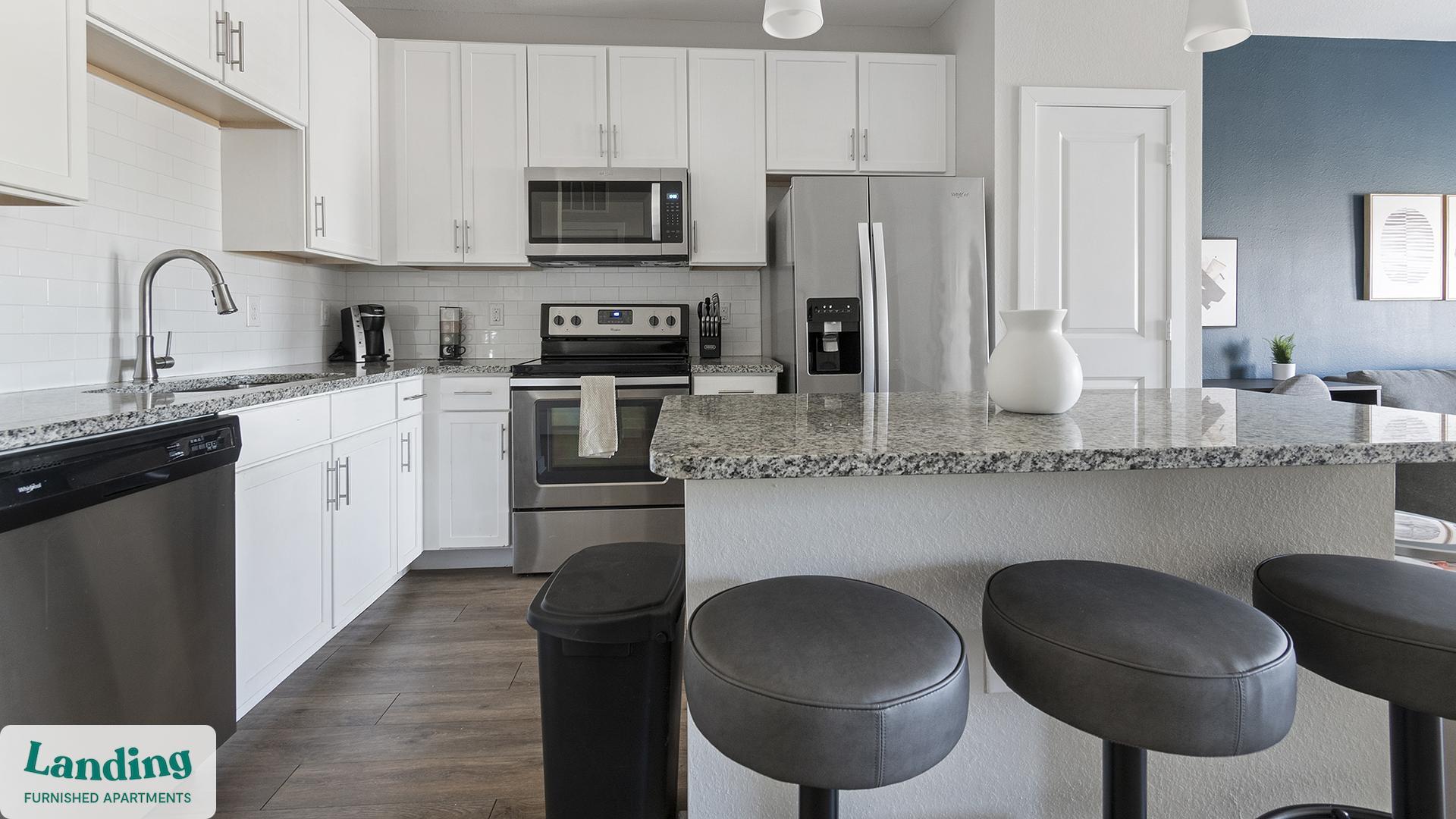 Building Photo - 215 Hunters Lk Wy