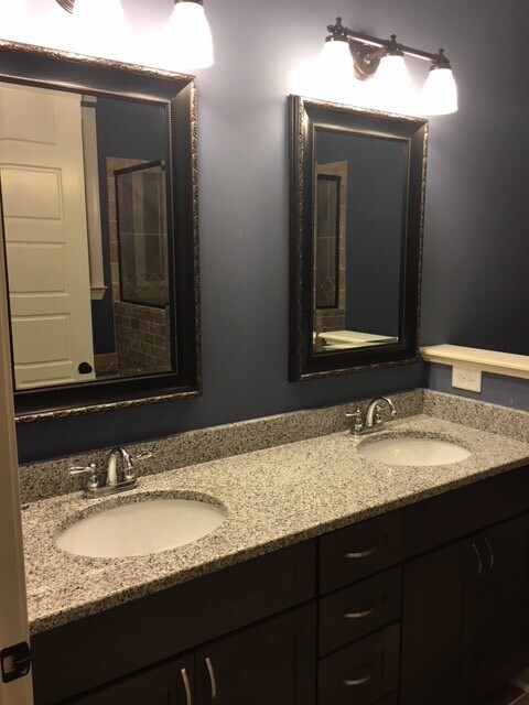 Building Photo - 216 Edgarton Way