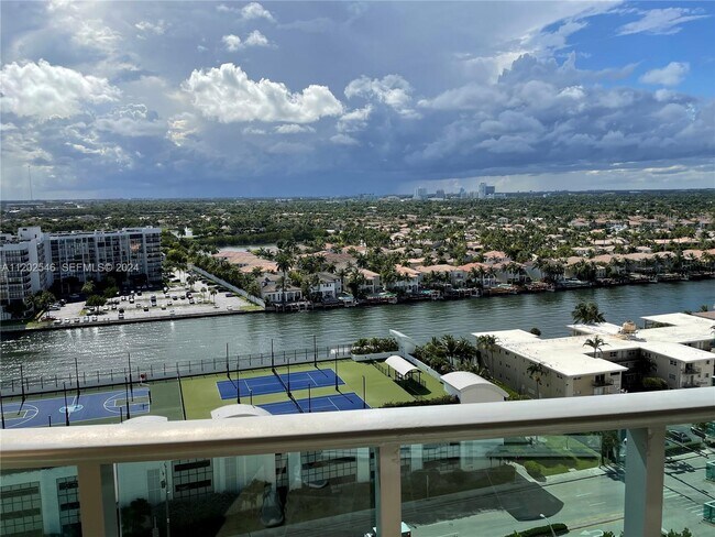 Building Photo - 2501 S Ocean Dr