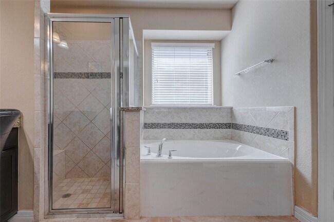 Building Photo - 27810 Yorkshire Brook Ln