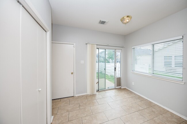 Building Photo - 20525 Patriot Park Ln
