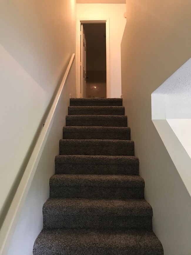 Building Photo - 199 Rockingham Rd