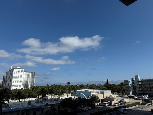 Building Photo - 101 Briny Ave