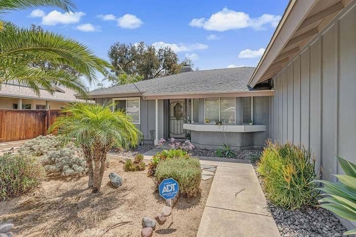 Building Photo - 42365 Agena St