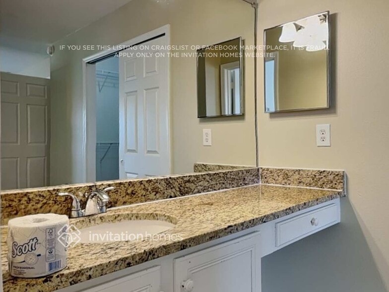 Building Photo - 4530 Bond Ln