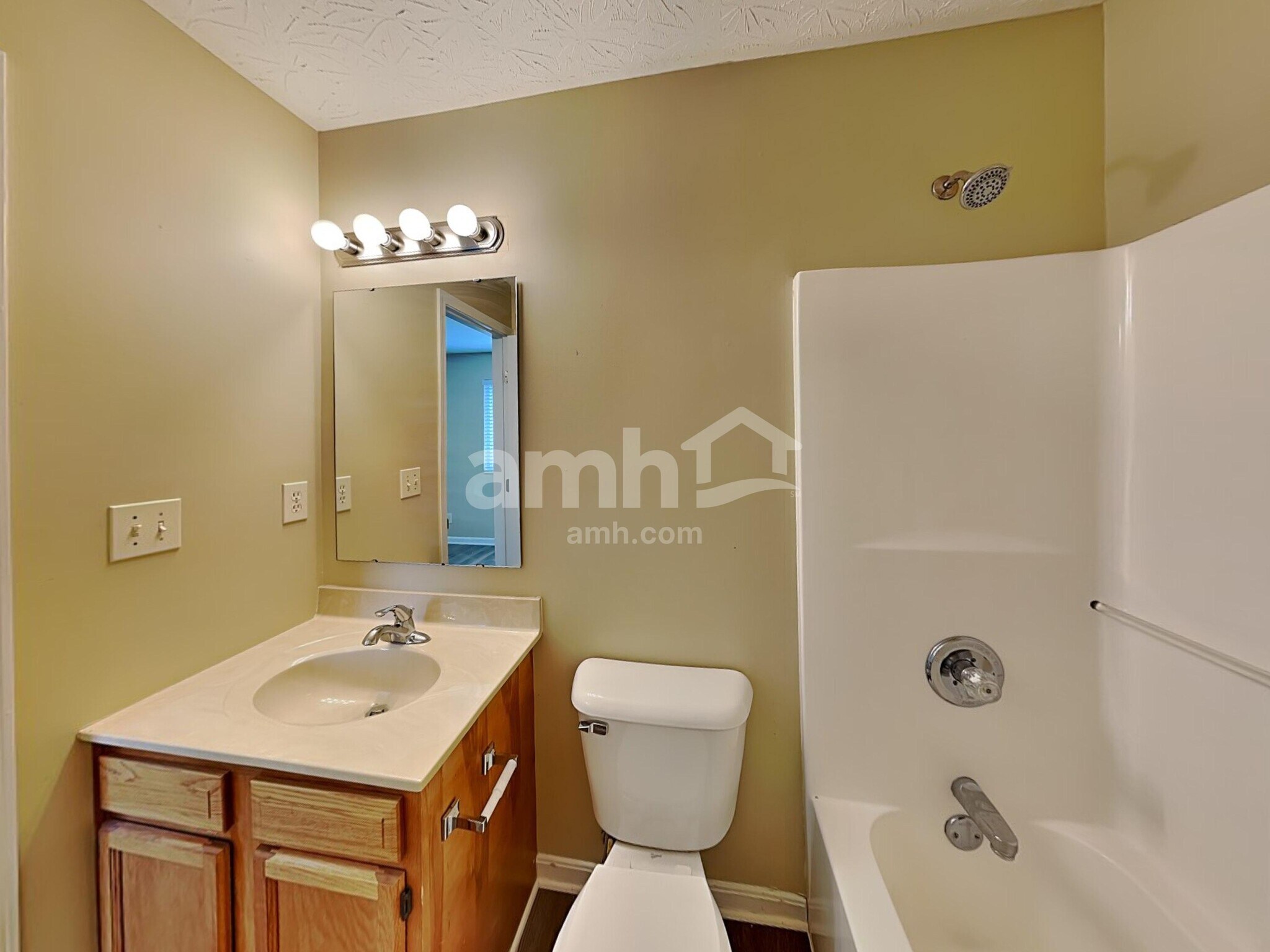 Building Photo - 3177 Bridle Run Dr