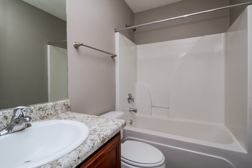 Building Photo - 386 Sarava Ln