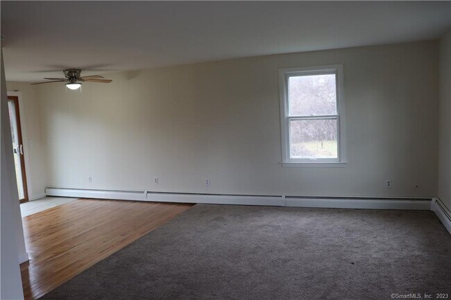 Building Photo - 227 Wall St