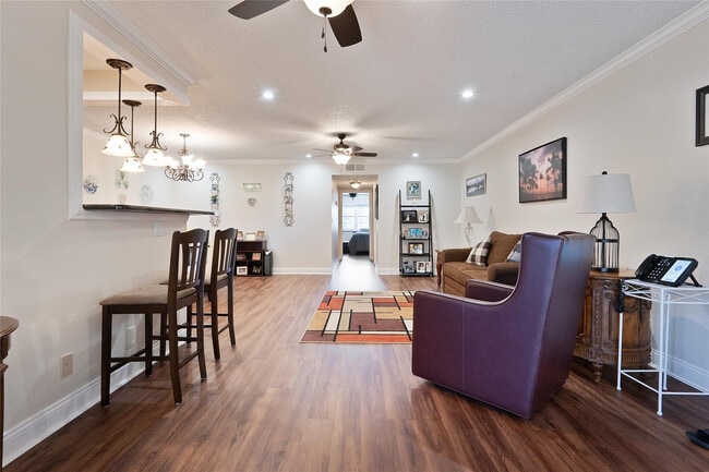 Building Photo - 370 NW 46th Ave