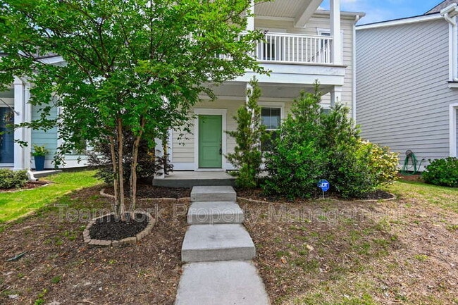 Building Photo - 165 Rowans Creek Dr