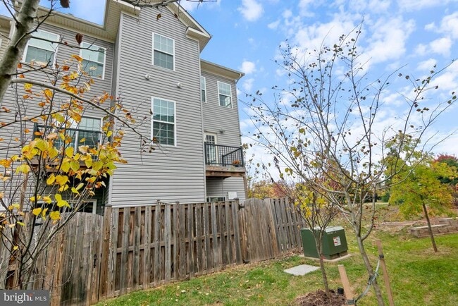 Building Photo - 9288 Kos Ln