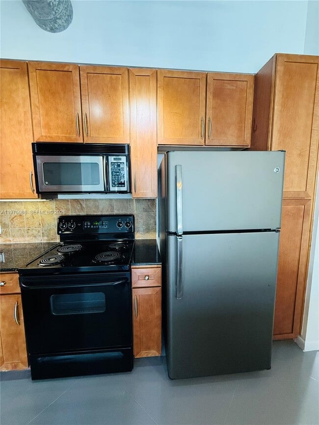 Building Photo - 2001 S Biscayne Blvd