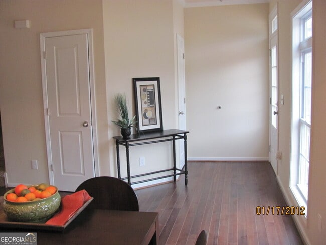 Building Photo - 4 War Admiral Ln