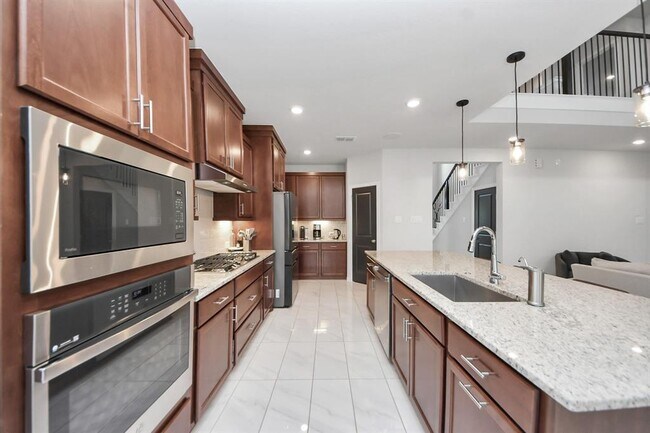 Building Photo - 21638 Laggan Clf Ln