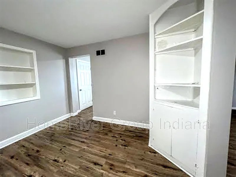 Building Photo - 226 Clay St