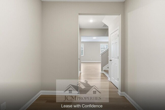 Building Photo - 120 Lambert Fld