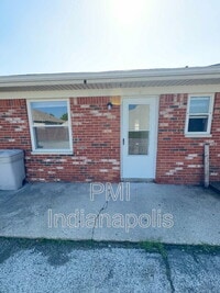 Building Photo - 122 W William Dr