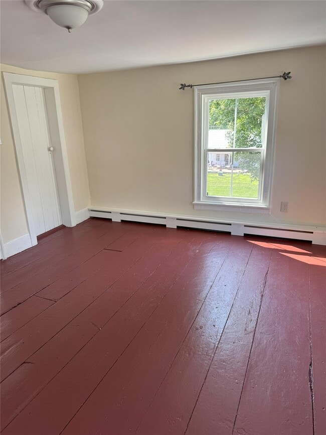 Building Photo - 29 Edenville Rd