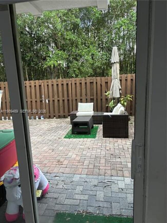 Building Photo - 10788 NW 74th St