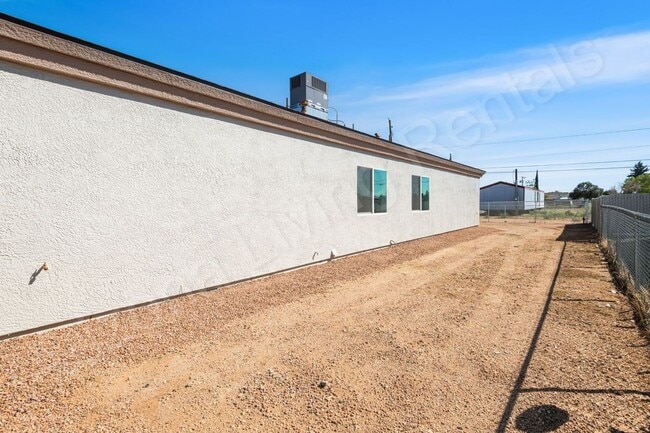 Building Photo - NEW CONSTRUCTION HOME
