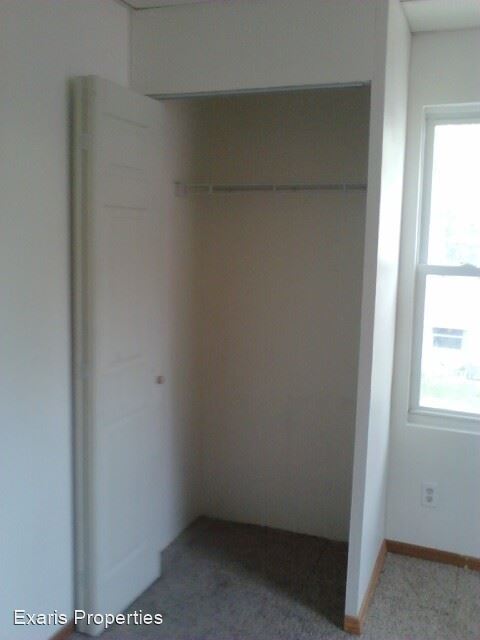 Building Photo - 2 br, 1 bath House - 704 Wachtel Ave