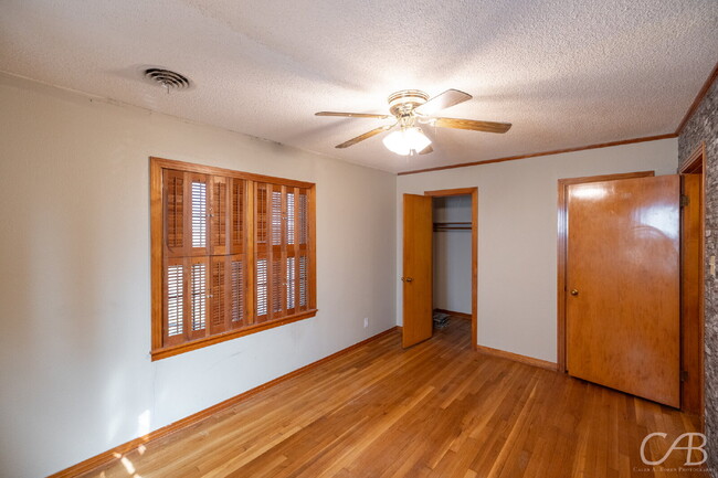 Building Photo - For Lease