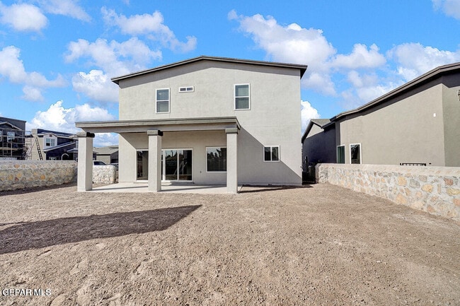 Building Photo - 905 Gulf Streams Ave