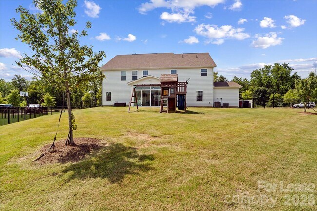 Building Photo - 14321 Sunnyhill Grove Rd