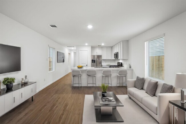Building Photo - 18639 San Salvo Dr