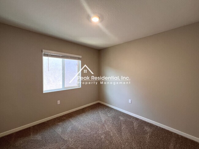 Building Photo - 2973 Bowery Ln