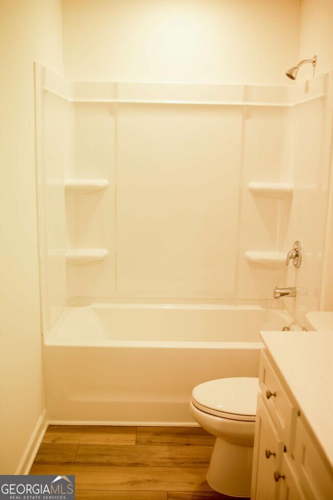 Building Photo - 484 Red Dragon Dr