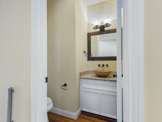 Building Photo - 3034 Orchard Ct