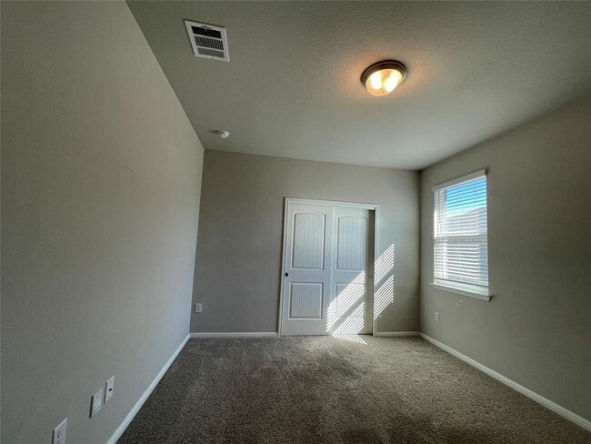 Building Photo - 4104 Porter Farm Rd