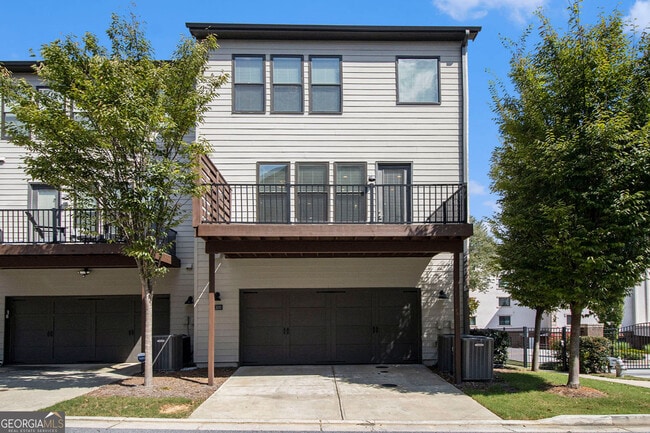 Building Photo - 4300 Walsh Dr