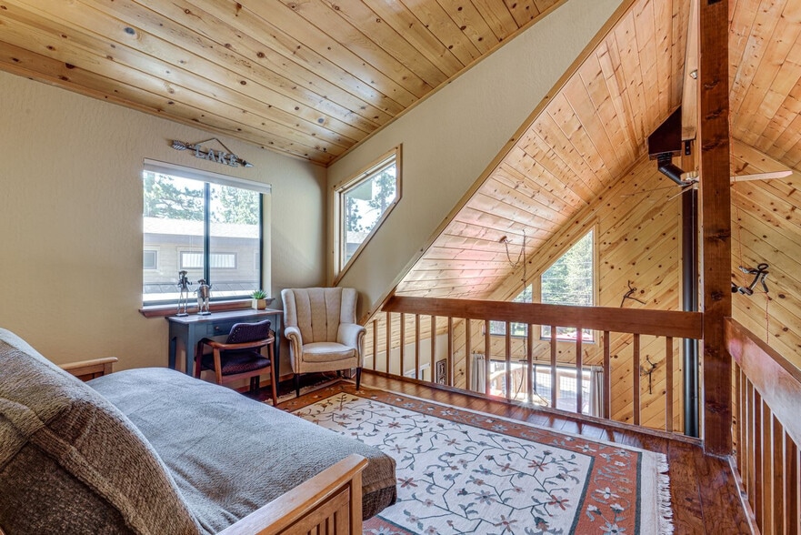 Building Photo - 15568 Alder Creek Rd