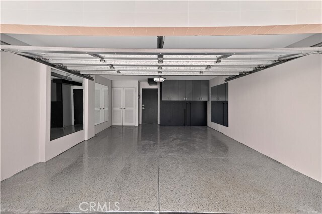 Building Photo - 855 Santa Ana St