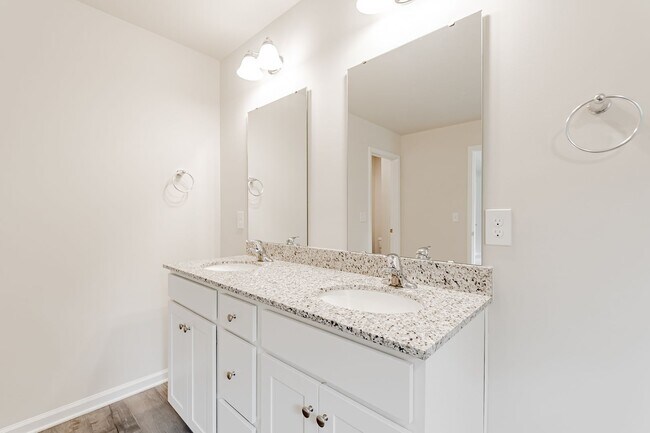 Building Photo - Discover the Perfect Blend of Comfort and ...