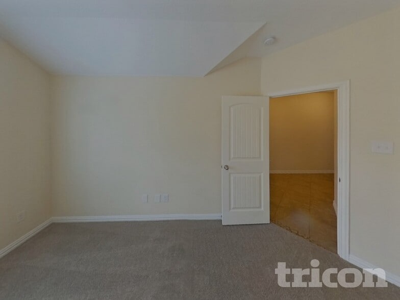 Building Photo - 8536 Cherry Bark Ln