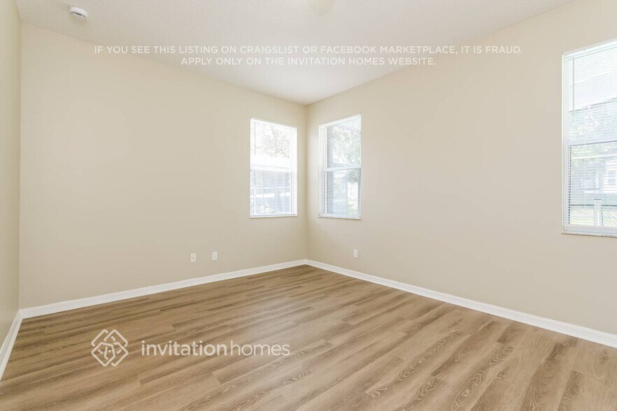 Building Photo - 240 Andover Dr