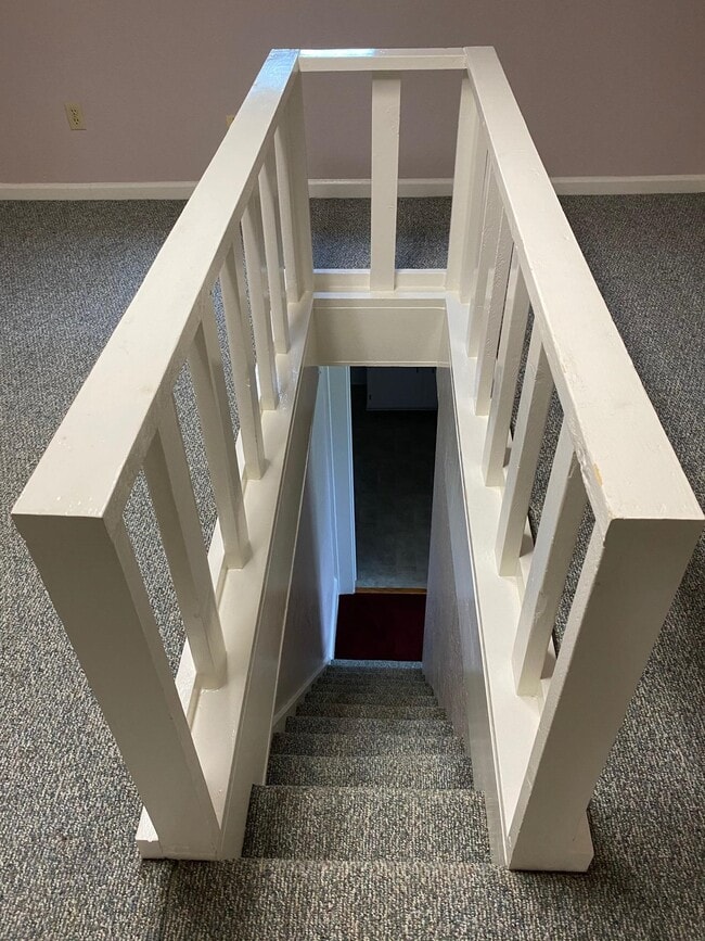 Building Photo - 411 Beard St