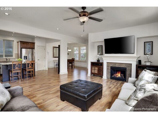Building Photo - Wonderful Wilsonville Home!
