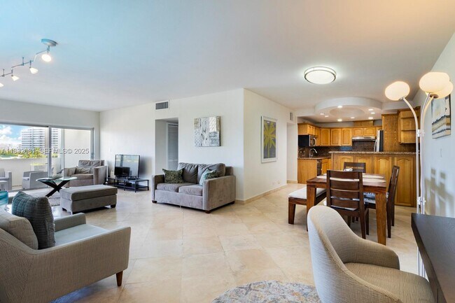 Building Photo - 3 Island Ave