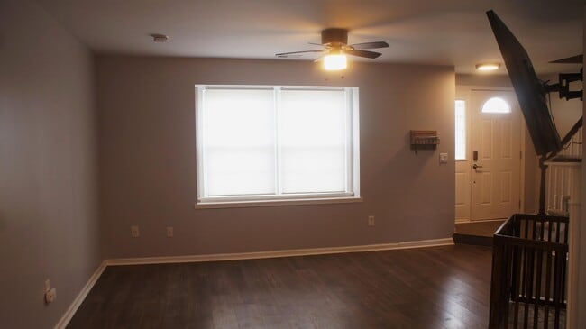 Building Photo - 3957 Kiwanis Loop