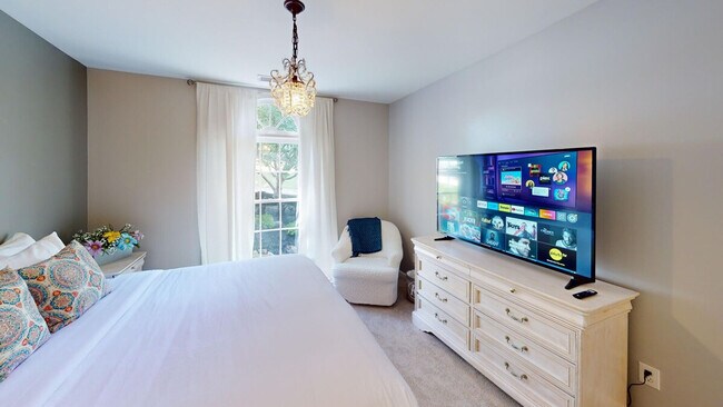 Building Photo - 2196 Major Loring Way SW