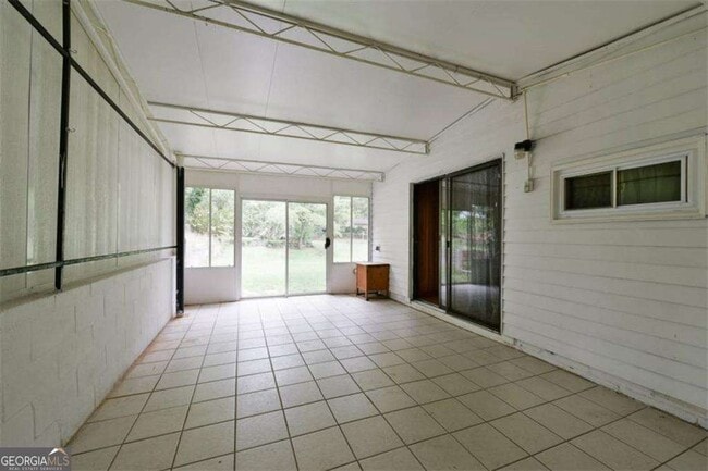 Building Photo - 2745 Old Concord Rd SE