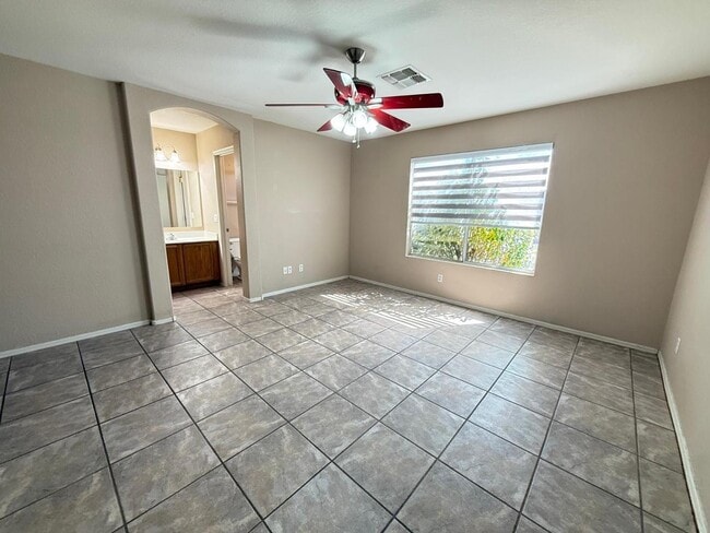 Building Photo - 3623 W Villa Linda Dr